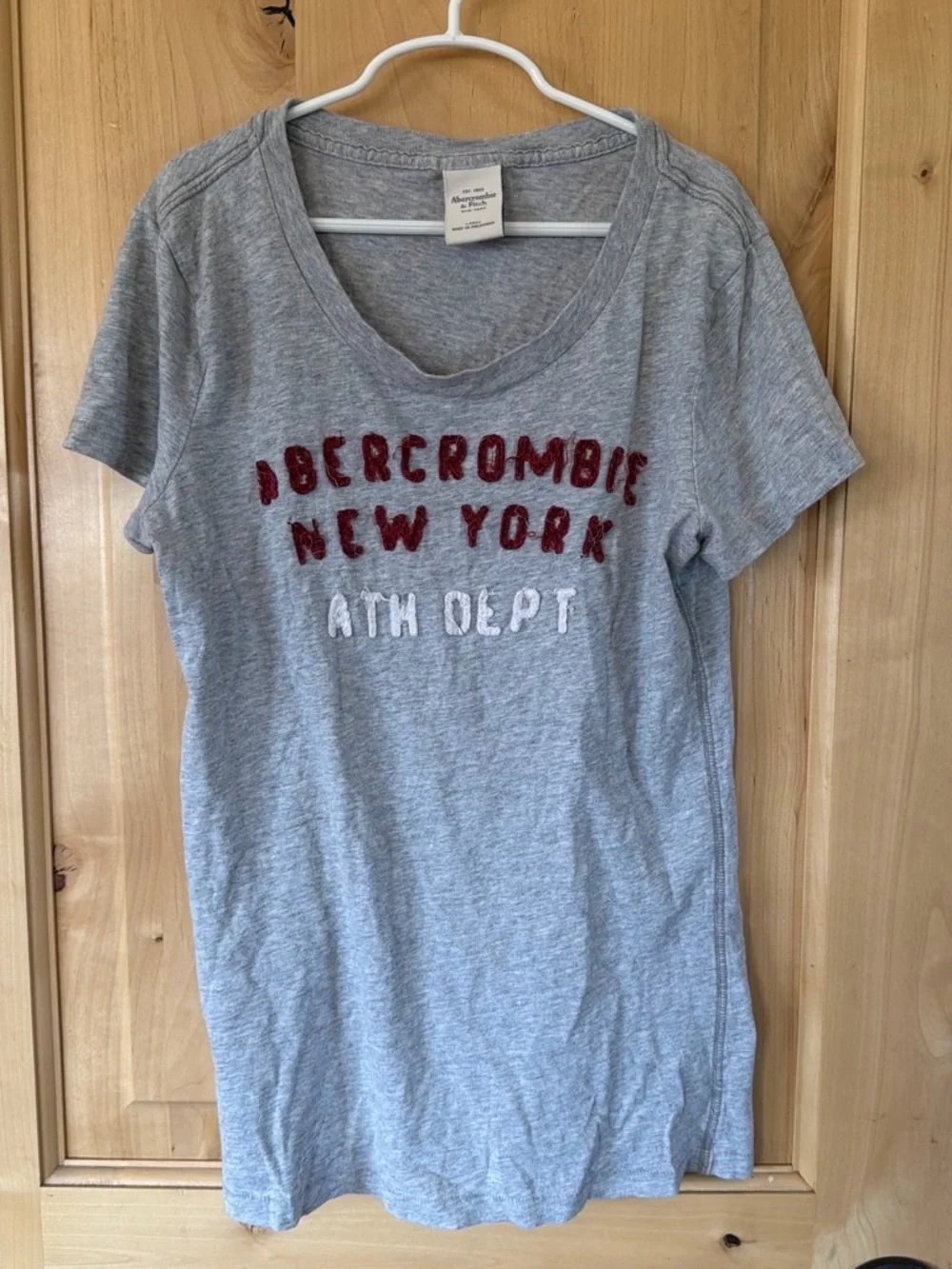 Abercrombie & Fitch Gray Tee with Red and White Applique